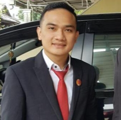 ARIS FADHILA, S.H.